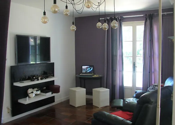 Pensión La Folie Breuil-Barret